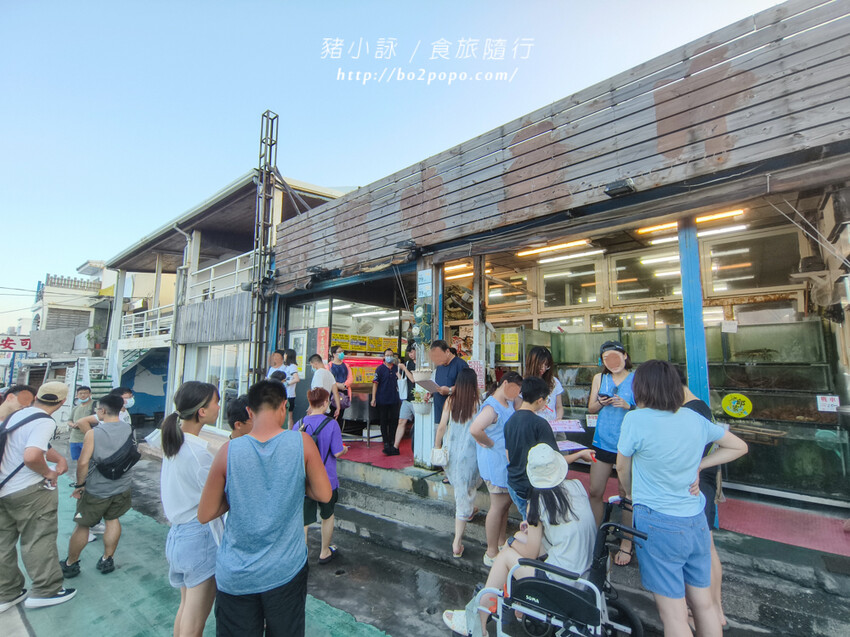 屏東。恆春》後壁湖邱家生魚片。遊墾丁必插旗的百元生魚片