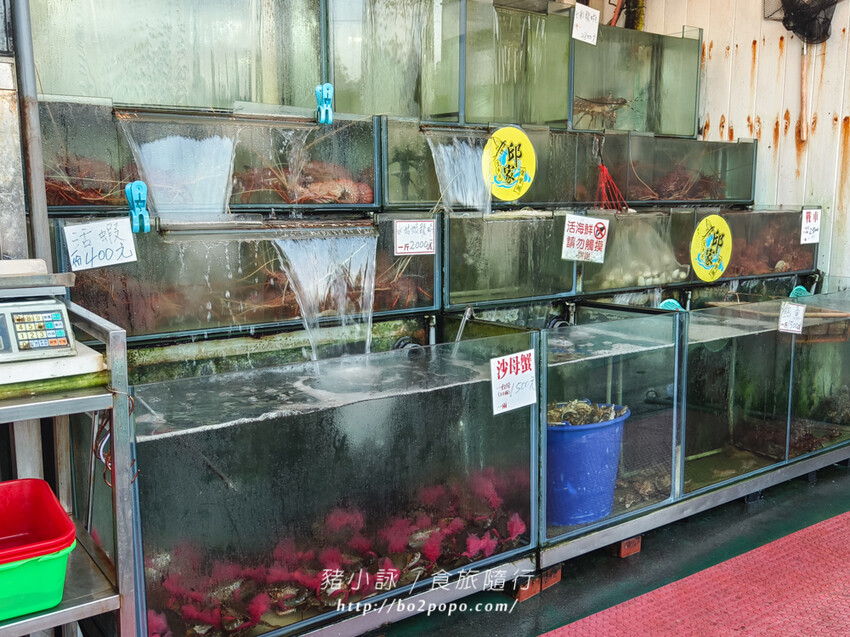 屏東。恆春》後壁湖邱家生魚片。遊墾丁必插旗的百元生魚片