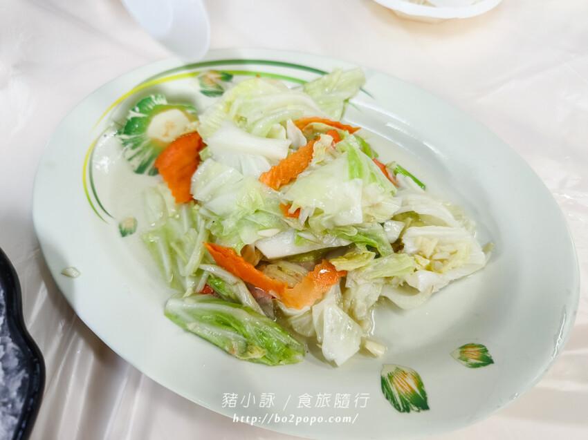 屏東。恆春》後壁湖邱家生魚片。遊墾丁必插旗的百元生魚片