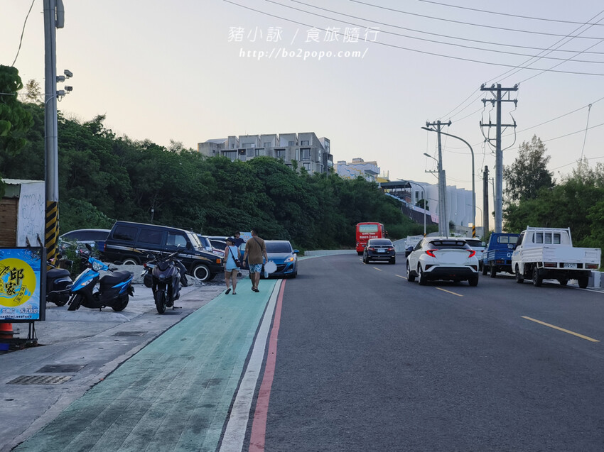 屏東。恆春》後壁湖邱家生魚片。遊墾丁必插旗的百元生魚片