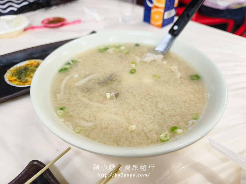 屏東。恆春》後壁湖邱家生魚片。遊墾丁必插旗的百元生魚片