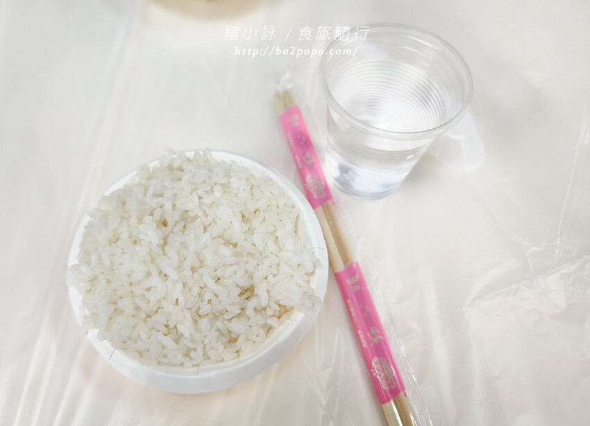 屏東。恆春》後壁湖邱家生魚片。遊墾丁必插旗的百元生魚片