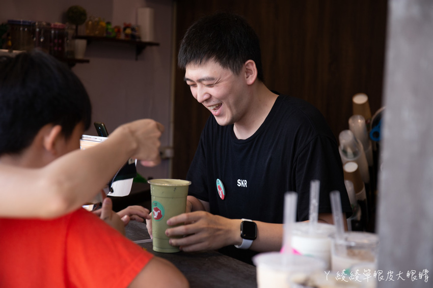 新竹飲料外送推薦囍羊羊手作茶坊|就是要讓你猜不出賣什麼的飲料店!主打料多、喝超飽