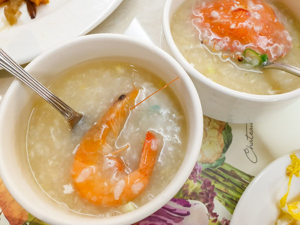 /tmp/phpgwyEA1 /tmp/phpgwyEA1