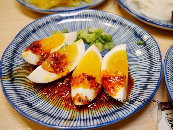 【汐止美食】鄉下人-豬血湯肉燥麵 #古早味 #豬血湯 #燙青菜 #香辣麵 路邊攤價格,冷氣開放文青風店面 (23).JPG