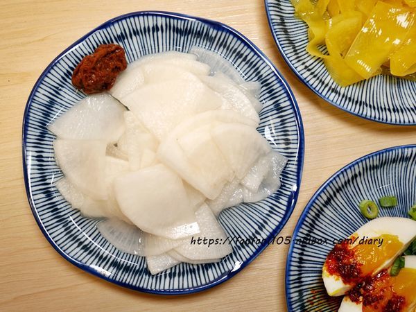 【汐止美食】鄉下人-豬血湯肉燥麵 #古早味 #豬血湯 #燙青菜 #香辣麵 路邊攤價格,冷氣開放文青風店面 (26).JPG