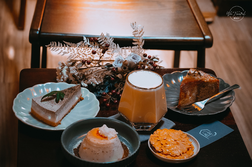 松江南京站隱弄宅咖啡店,隱藏巷弄內120年百年老屋咖啡廳裡延續愛貓的故事,踏尋小島甜點