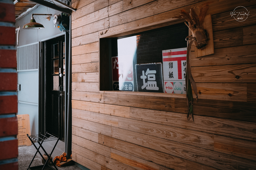 松江南京站隱弄宅咖啡店,隱藏巷弄內120年百年老屋咖啡廳裡延續愛貓的故事,踏尋小島甜點