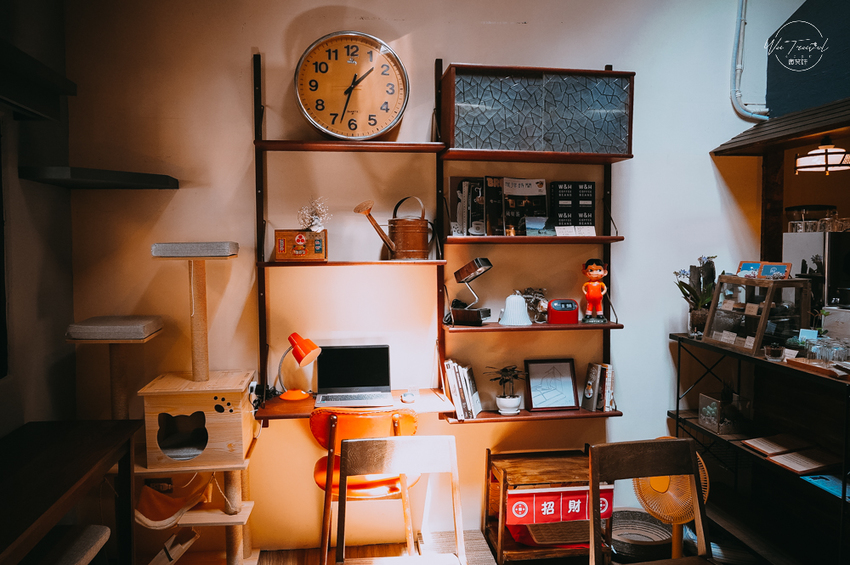 松江南京站隱弄宅咖啡店,隱藏巷弄內120年百年老屋咖啡廳裡延續愛貓的故事,踏尋小島甜點