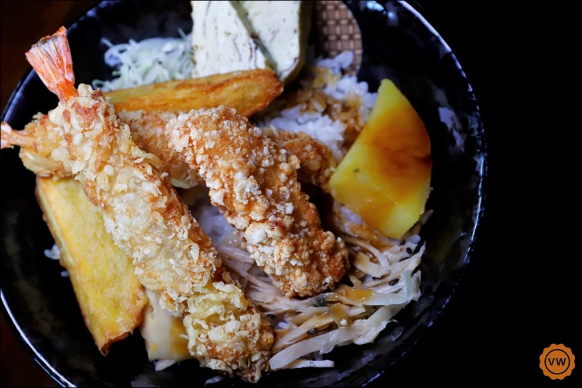 台中太平平價日式料理推薦：泉香和風食堂 美味的丼飯只要$79元起