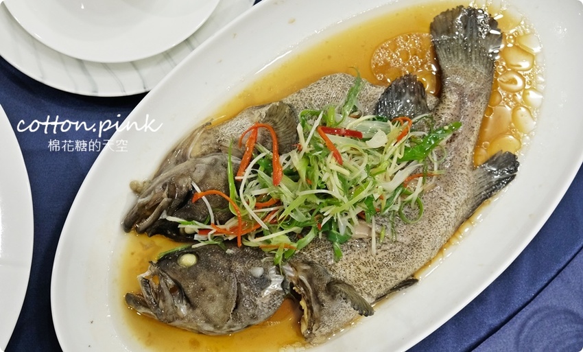 台中婚宴會館多一家！就在火車站旁～天圓地方儷軒會館大小廳都有，一桌也能坐優雅包廂