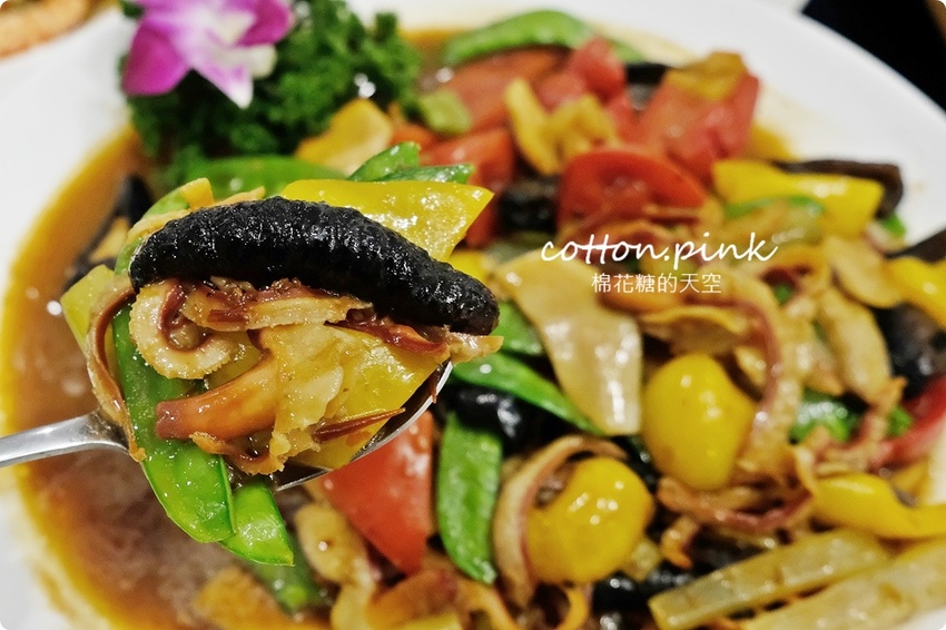 台中婚宴會館多一家！就在火車站旁～天圓地方儷軒會館大小廳都有，一桌也能坐優雅包廂