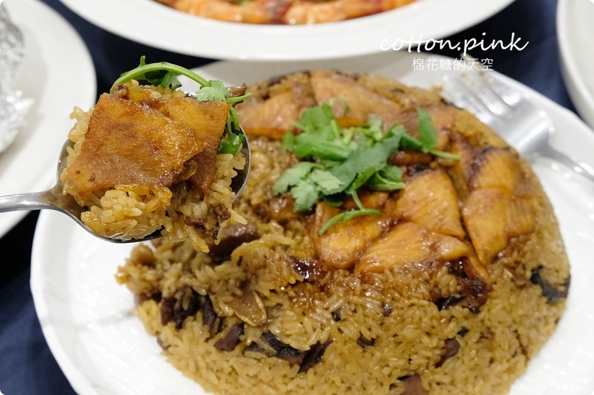 台中婚宴會館多一家！就在火車站旁～天圓地方儷軒會館大小廳都有，一桌也能坐優雅包廂