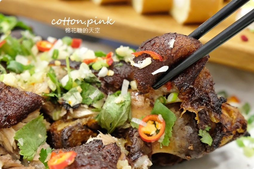 台中婚宴會館多一家！就在火車站旁～天圓地方儷軒會館大小廳都有，一桌也能坐優雅包廂