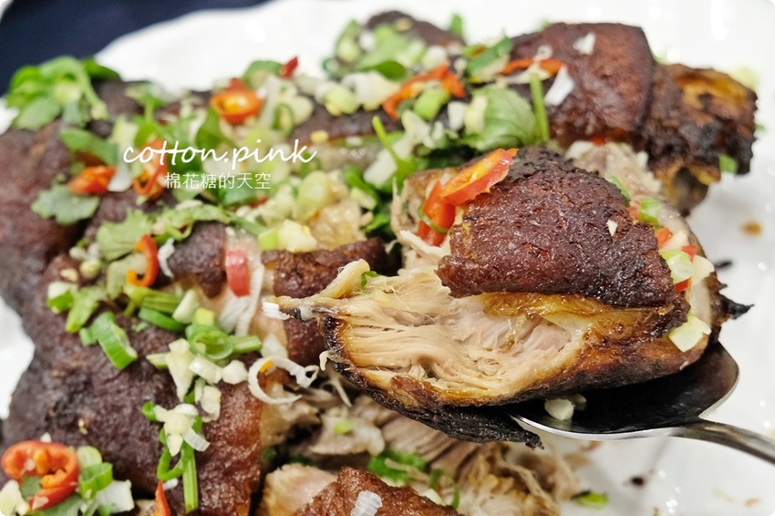 台中婚宴會館多一家！就在火車站旁～天圓地方儷軒會館大小廳都有，一桌也能坐優雅包廂