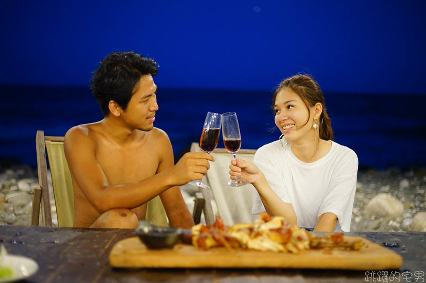 花蓮驚艷新玩法!! 享受專人服務 太平洋海灘仰望絕美銀河 閃亮到捨不得眨眼!! 星空導覽 火舞秀 銀河星空餐桌 台灣最美的風景就在花蓮 嘻餐町 花蓮旅遊 花蓮景點 花蓮驚艷新玩法!! 享受專人服務 太平洋海灘仰望絕美銀河 閃亮到捨不得眨眼!! 星空導覽 火舞秀 銀河星空餐桌 台灣最美的風景就在花蓮 嘻餐町 花蓮旅遊 花蓮景點