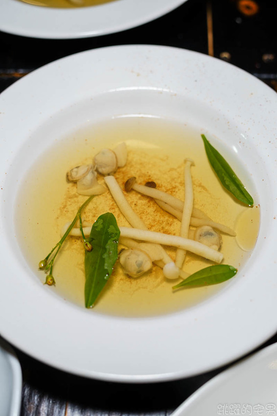 花蓮驚艷新玩法!! 享受專人服務 太平洋海灘仰望絕美銀河 閃亮到捨不得眨眼!! 星空導覽 火舞秀 銀河星空餐桌 台灣最美的風景就在花蓮 嘻餐町 花蓮旅遊 花蓮景點 花蓮驚艷新玩法!! 享受專人服務 太平洋海灘仰望絕美銀河 閃亮到捨不得眨眼!! 星空導覽 火舞秀 銀河星空餐桌 台灣最美的風景就在花蓮 嘻餐町 花蓮旅遊 花蓮景點