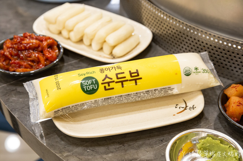 韓蚌蚌海鮮研究院新竹店｜不用飛韓國就可以吃到巨無霸海鮮鍋！兩人就能開鍋，網美必拍浴缸月亮獨角獸照