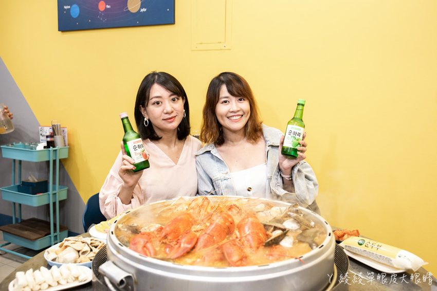 韓蚌蚌海鮮研究院新竹店｜不用飛韓國就可以吃到巨無霸海鮮鍋！兩人就能開鍋，網美必拍浴缸月亮獨角獸照