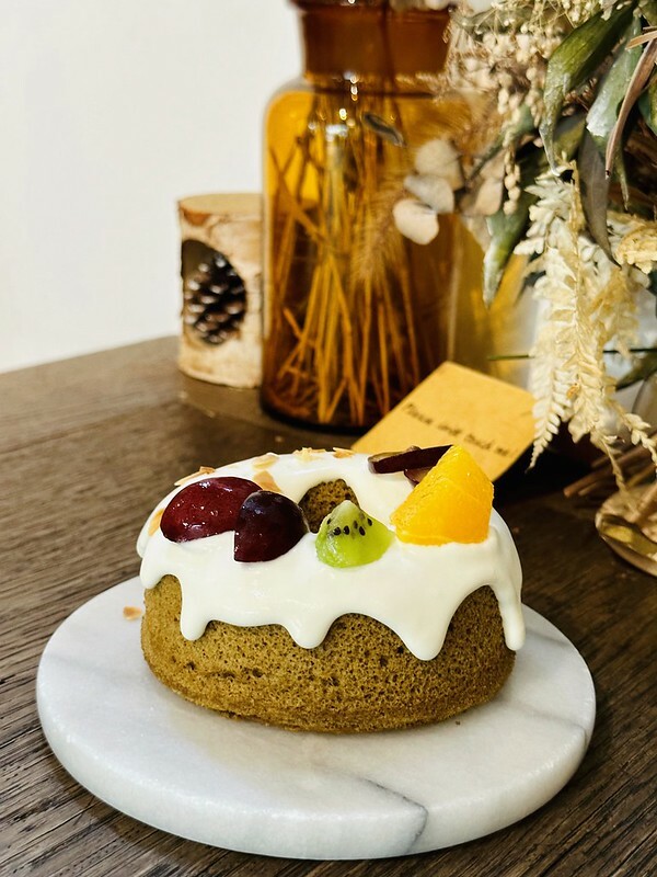 【台灣，台南市，安平區】Meller墨樂咖啡，森林系咖啡廳，戚風蛋糕好拍又美味。（台南下午茶推薦/安平下午