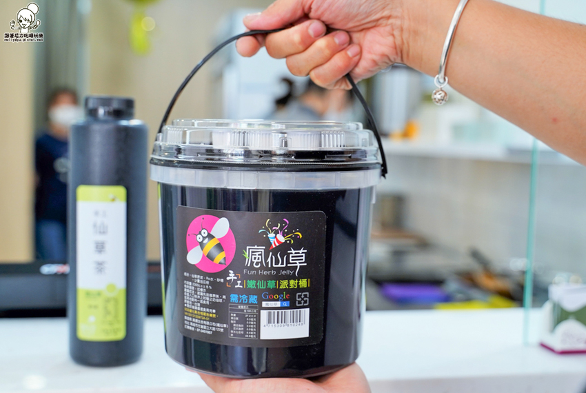 瘋仙草 嫩仙草 燒仙草 冰品 甜點 芋頭 高雄必吃 排隊 必吃