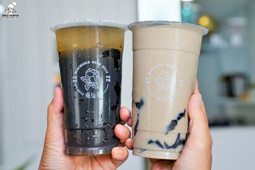 瘋仙草 嫩仙草 燒仙草 冰品 甜點 芋頭 高雄必吃 排隊 必吃