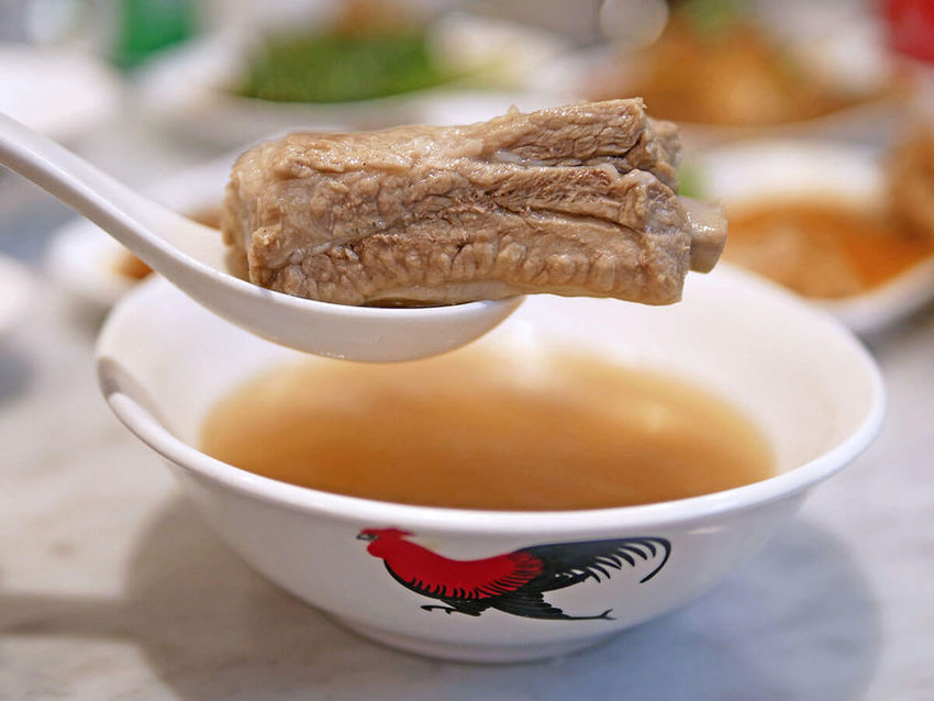 松發肉骨茶_招牌龍骨湯_145601.JPG