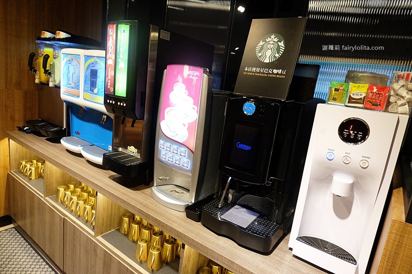 藏王極上鍋物-林口店。號稱「林口最強和牛海鮮鍋物」新開幕，超狂浮誇海老鍋，近100隻鮮蝦讓你吃到爽！ @蹦啾♥謝蘿莉 La vie heureuse