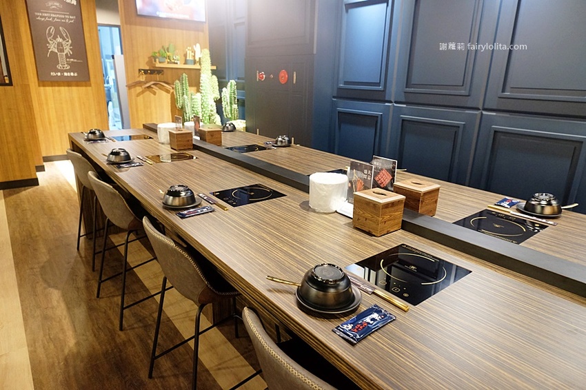 藏王極上鍋物-林口店。號稱「林口最強和牛海鮮鍋物」新開幕，超狂浮誇海老鍋，近100隻鮮蝦讓你吃到爽！ @蹦啾♥謝蘿莉 La vie heureuse