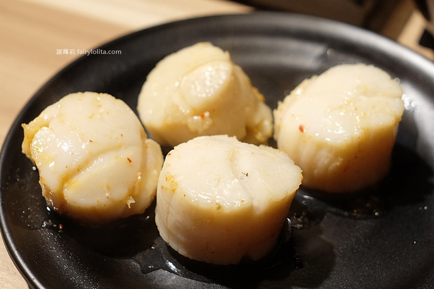 藏王極上鍋物-林口店。號稱「林口最強和牛海鮮鍋物」新開幕，超狂浮誇海老鍋，近100隻鮮蝦讓你吃到爽！ @蹦啾♥謝蘿莉 La vie heureuse