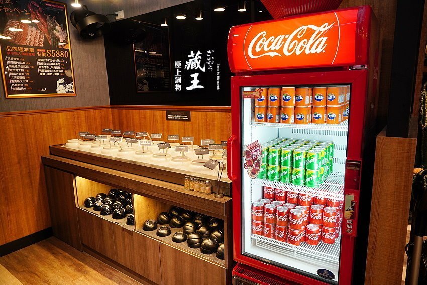 【林口美食】藏王極上鍋物．世界牛豚大賞168盎司，超狂28種頂級肉品!