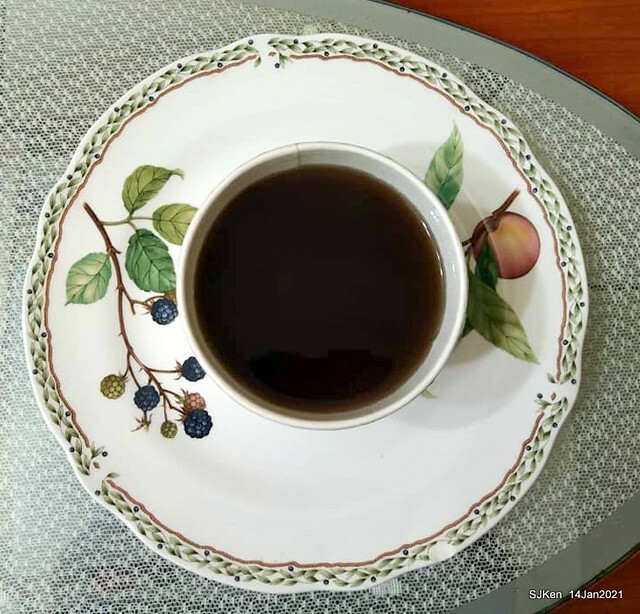 Taiwan traditional sweeten soup, Red bean with Kueh,「盛粿一切蘿蔔糕專賣 南港店」, Taipei, Taiwa, Jan 14, 2021.