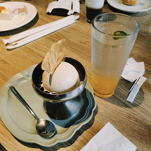 台北陶板屋和風洋食南京東店~ 台北陶板屋和風洋食南京東店~