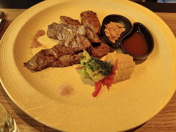 台北陶板屋和風洋食南京東店~ 台北陶板屋和風洋食南京東店~