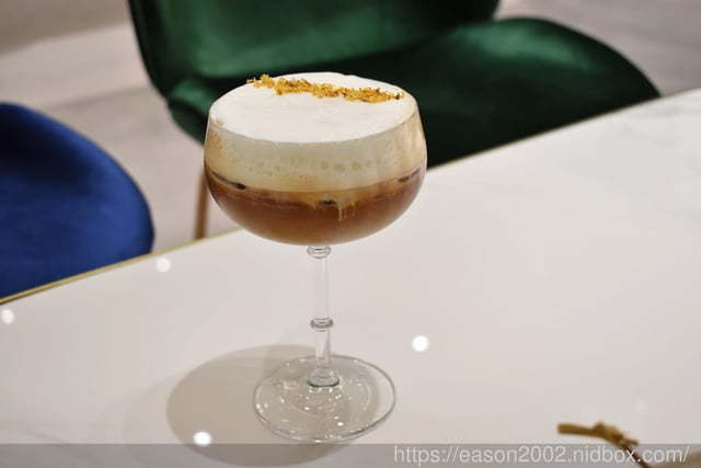 Très Bon Café 好伴 CAFÉ。新開幕模特兒咖啡廳，近小南門捷運站。台北市區裡也能來個悠閒的偽渡假