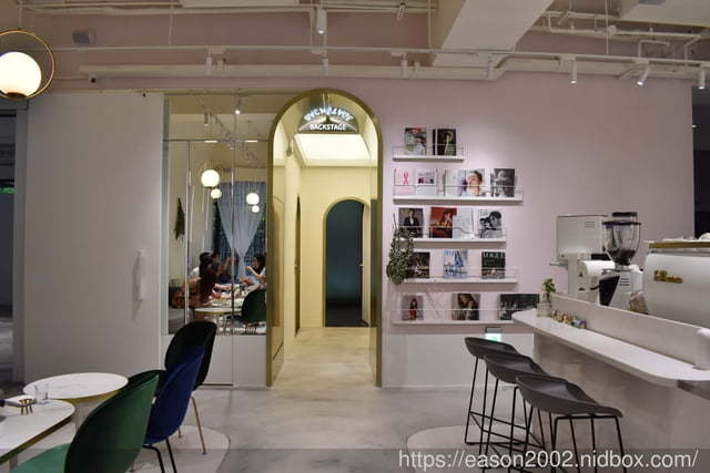 Très Bon Café 好伴 CAFÉ。新開幕模特兒咖啡廳，近小南門捷運站。台北市區裡也能來個悠閒的偽渡假