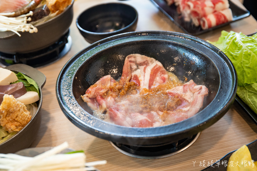 新竹竹北平價小火鍋推薦！鍋賣局百元小火鍋，內用自助吧無限供應免費吃到飽，兩人同行開鍋送肉片