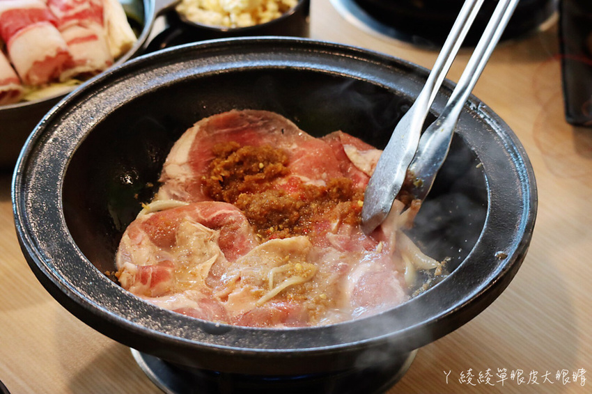 新竹竹北火鍋推薦鍋賣局！高CP值百元平價小火鍋，世界火鍋口味任你挑！內用自助吧免費吃到飽