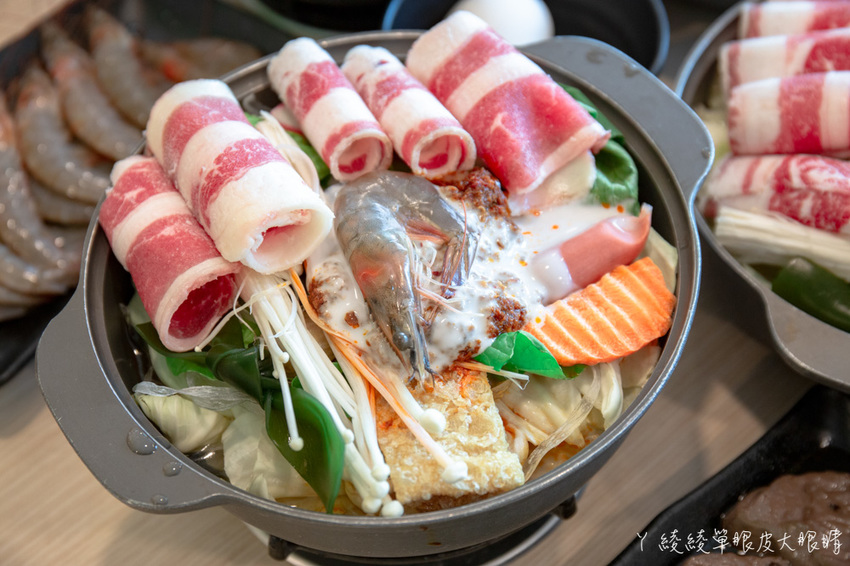 新竹竹北火鍋推薦鍋賣局！高CP值百元平價小火鍋，世界火鍋口味任你挑！內用自助吧免費吃到飽