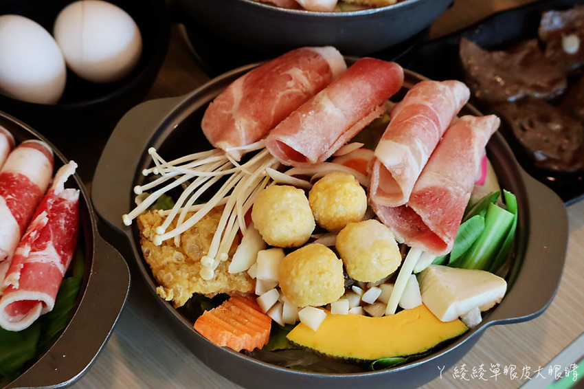 新竹竹北火鍋推薦鍋賣局！高CP值百元平價小火鍋，世界火鍋口味任你挑！內用自助吧免費吃到飽