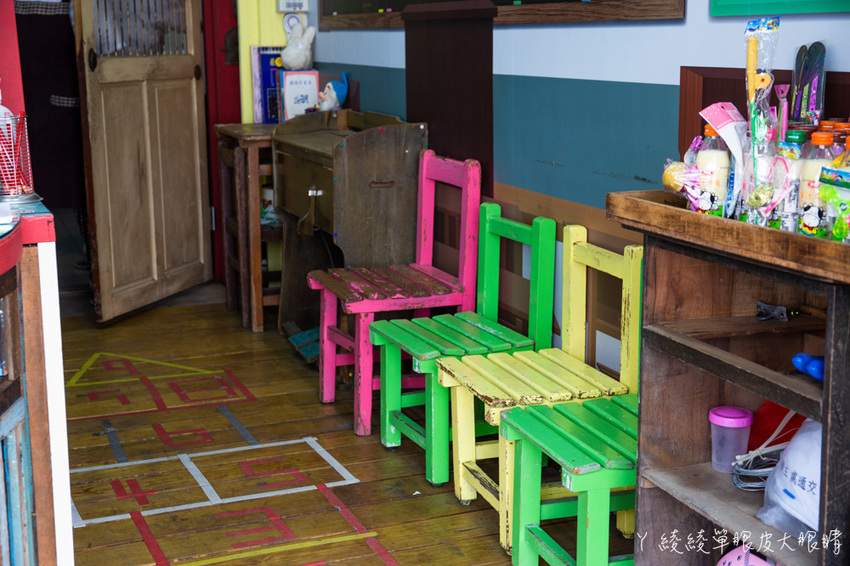 新竹竹北早午餐推薦抓飛機早安食堂！穿上學校制服，帶你乘坐時光機回到六七年級生的年代