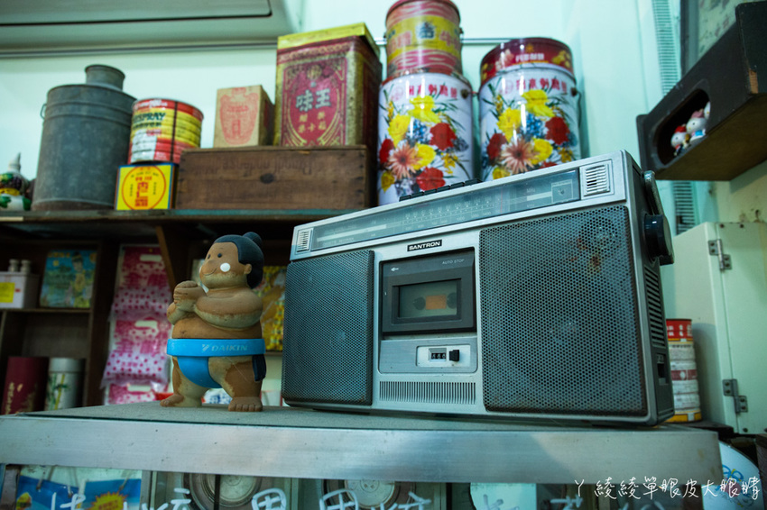 新竹竹北早午餐推薦抓飛機早安食堂！穿上學校制服，帶你乘坐時光機回到六七年級生的年代