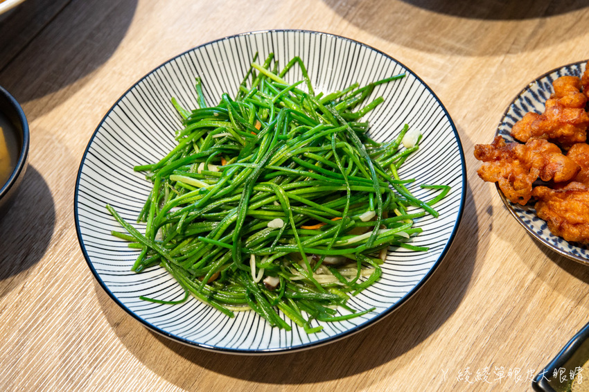 新竹東門市場美食推薦樂陽食堂！來自竹北的平價日式咖哩豬排飯，百元上下就可以吃到的新竹美食
