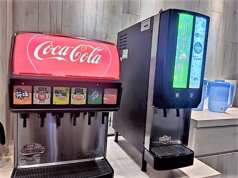 初嘛超市鍋物 八德店 冷自助飲料區