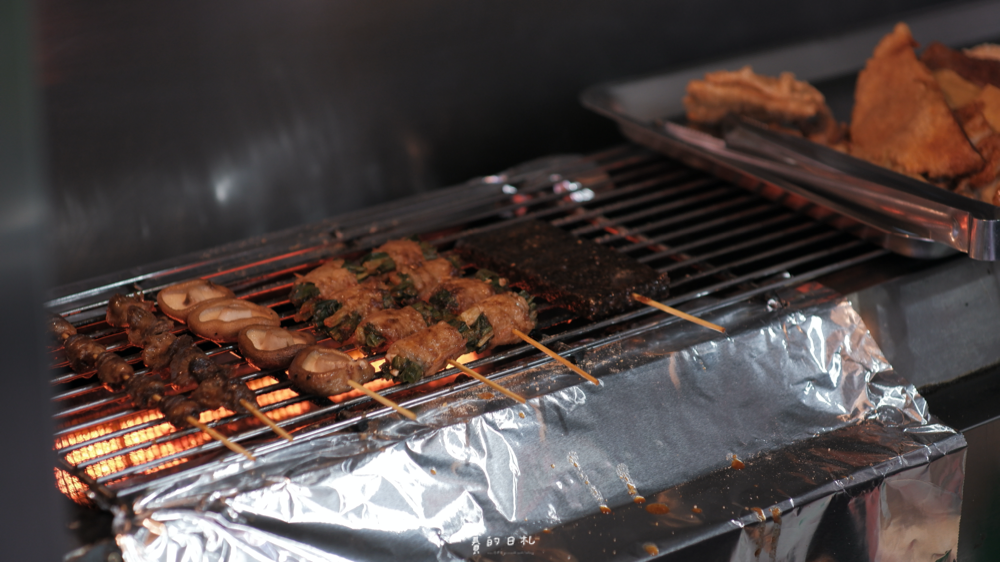 台中串燒 賴記七里香 獨特刷醬 台中宵夜4604.png