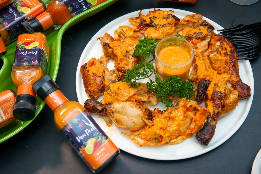 風靡全球的霹靂辣醬就在法國當代BBR～一瓶搞定所有料理。外燴專門餐廳、精品等級客製化外燴服務、時尚派對餐點、PeriPeri霹靂辣醬烤雞