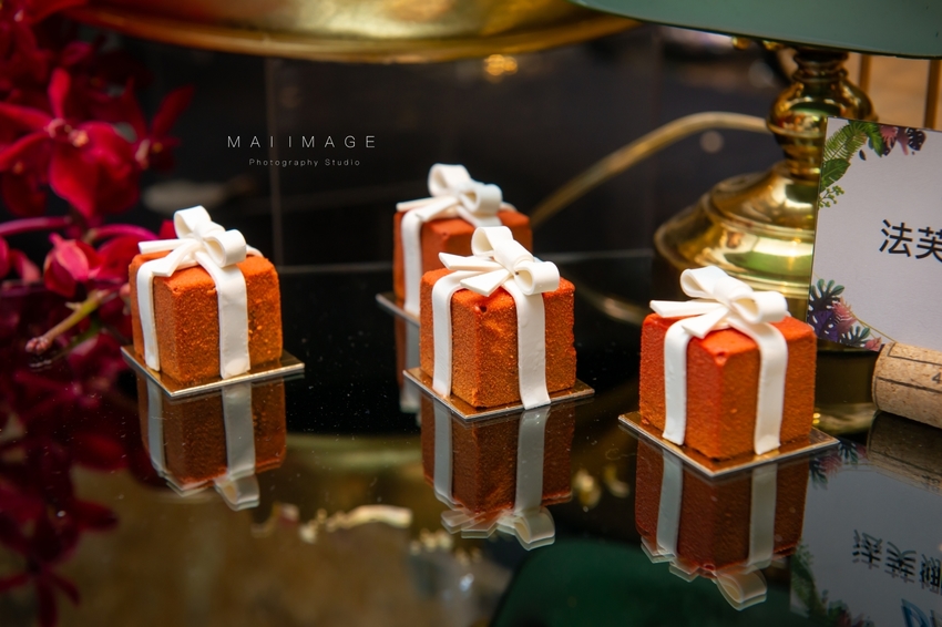 風靡全球的霹靂辣醬就在法國當代BBR～一瓶搞定所有料理。外燴專門餐廳、精品等級客製化外燴服務、時尚派對餐點、PeriPeri霹靂辣醬烤雞