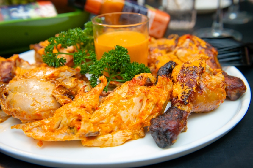 風靡全球的霹靂辣醬就在法國當代BBR～一瓶搞定所有料理。外燴專門餐廳、精品等級客製化外燴服務、時尚派對餐點、PeriPeri霹靂辣醬烤雞