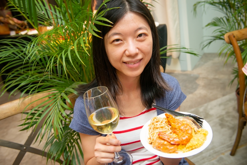 風靡全球的霹靂辣醬就在法國當代BBR～一瓶搞定所有料理。外燴專門餐廳、精品等級客製化外燴服務、時尚派對餐點、PeriPeri霹靂辣醬烤雞