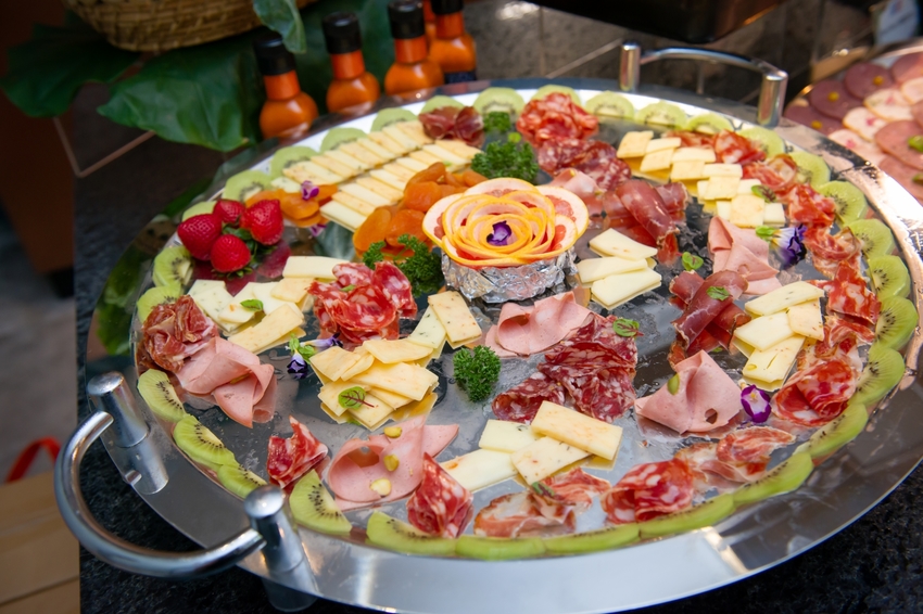 風靡全球的霹靂辣醬就在法國當代BBR～一瓶搞定所有料理。外燴專門餐廳、精品等級客製化外燴服務、時尚派對餐點、PeriPeri霹靂辣醬烤雞